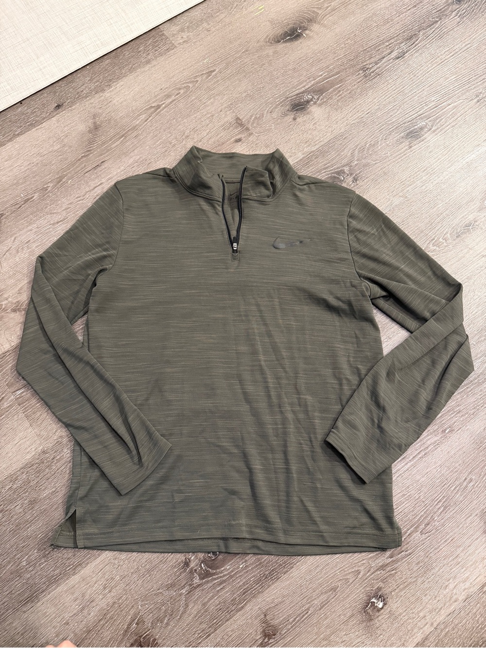 Nike Dri Fit Men's Olive Quarter-Zip Performance Pullover